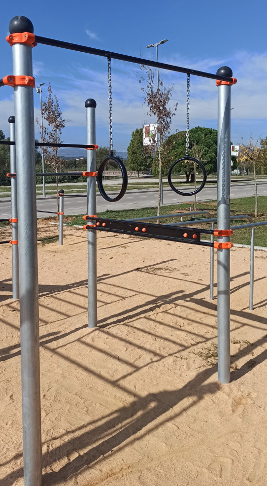 Anelles street workout cal·listènia