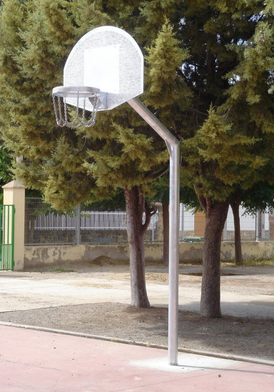 Anti-vandal basket