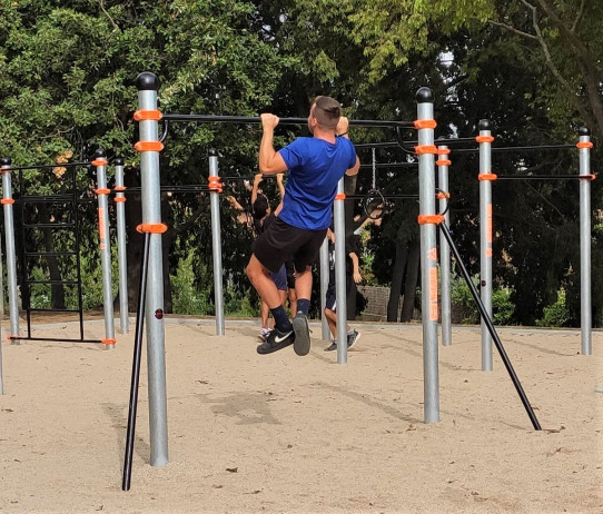 Área 2 Street Workout calistenia