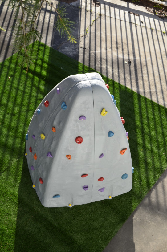 ARGOS CLIMBING BOULDER