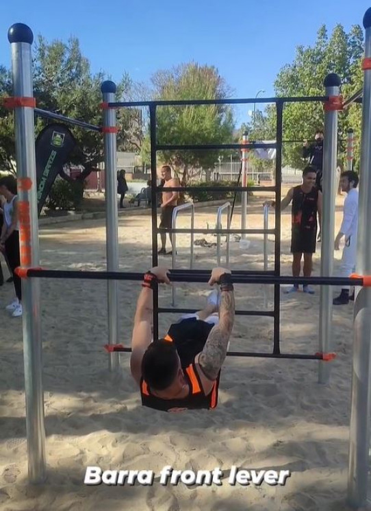 Front Lever Street Workout Calistenia