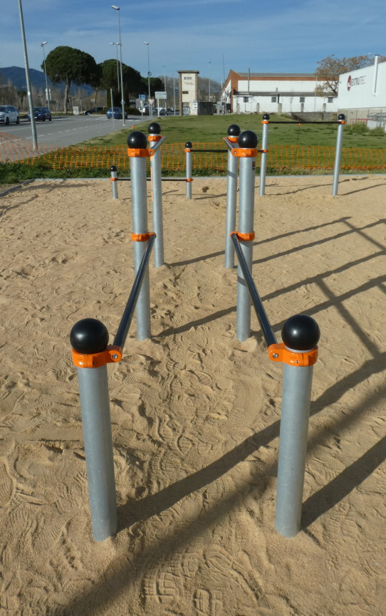 Paralelas a dos alturas Street Workout-calistenia