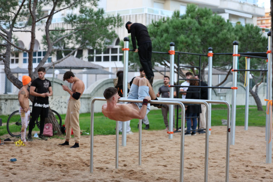 Triple Parallel Street Workout