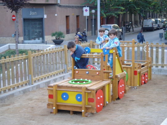 Voiture tout-terrain avec remorque